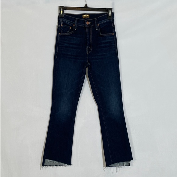 MOTHER Denim - MOTHER JEANS The Insider Crop Step Fray Size 24 Off Limits EUC Like New